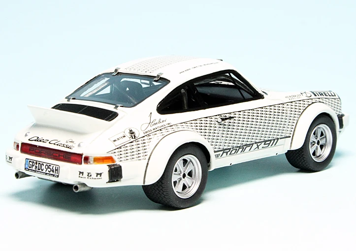 Schuco Porsche 911 Rennwagen "Röhrl X 911" 2 Schuco Porsche 911 Rennwagen "Röhrl X 911" – Bild 2