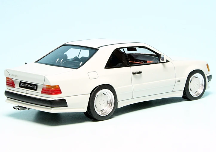 Schuco Mercedes Benz 300CE 6.0 AMG Coupé (C124) (1992) 2 Schuco Mercedes Benz 300CE 6.0 AMG Coupé (C124) (1992) – Bild 2