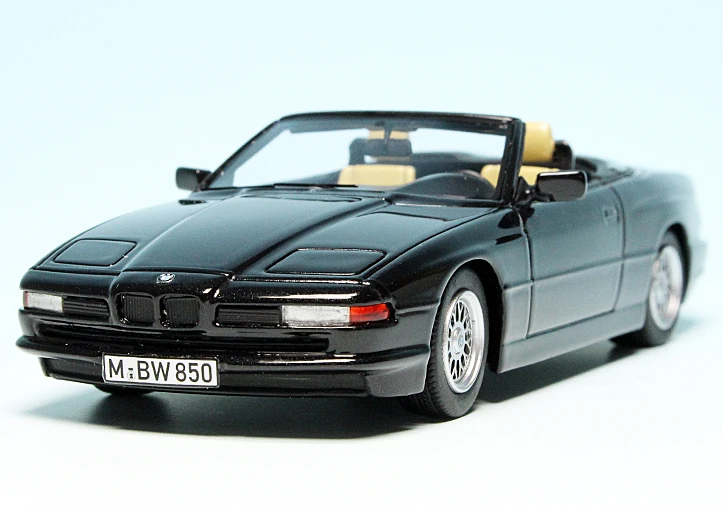 Schuco BMW 850Ci Cabriolet (E31) (1989) 3 Schuco BMW 850Ci Cabriolet (E31) (1989) – Bild 3