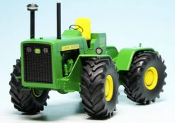 Schuco John Deere 8020 Knicklenker-Großtraktor (1961-1964) -Schuco 450916600 schuco john deere 8020 knicklenkergrosstraktor 19611964 2