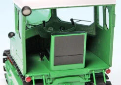 Schuco IFA KS07/60 Kettenschlepper "Rübezahl" (1952-1956) 11 Schuco IFA KS07/60 Kettenschlepper "Rübezahl" (1952-1956) -Schuco 450916700 schuco ifa ks0760 kettenschlepper ruebezahl 19521956 4