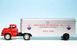 Schuco GMC Fruehauf Renntransporter "John Edgar Enterprises Maserati" -Schuco 450918200 schuco gmc fruehauf renntransporter john edgar enterprises maserati 4
