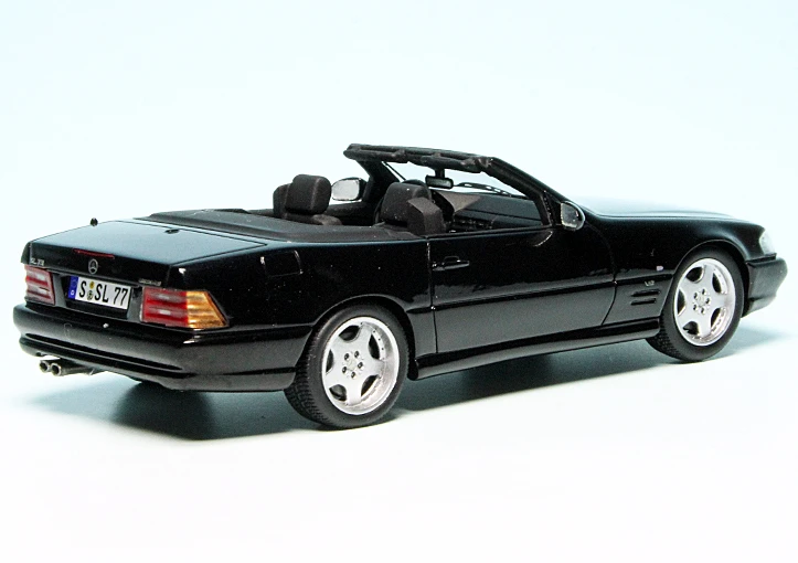 Schuco Mercedes Benz SL73 AMG (R129) (1995) 1 Schuco Mercedes Benz SL73 AMG (R129) (1995)