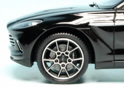 Schuco Aston Martin DBX (2019) -Schuco 450926000 schuco aston martin dbx 2019 3