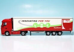 Schuco Mercedes Benz Actros (2011) Gardinenplanen-Sattelzug "Fliegl MegaRunner" -Schuco 452206000 Schuco Mercedes Benz Actros 2011 Gardinenplanen Sattelzug Fliegl MegaRunner z5