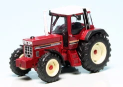 Schuco IHC 1455 XL Traktor