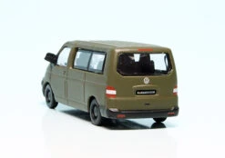 Schuco VW T5 Bus "Bundeswehr" -Schuco 452642600 schuco vw t5 bus bundeswehr 4