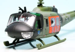 Schuco Bell UH 1D Rettungshubschrauber "Bundeswehr / SAR" 9 Schuco Bell UH 1D Rettungshubschrauber "Bundeswehr / SAR" -Schuco 452643200 schuco bell uh 1d rettungshubschrauber bundeswehr sar 2