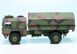 Schuco MAN LKW 5t GL KAT I 4x4 Pritsche/Plane "Bundeswehr" -Schuco 452647500 schuco man lkw 5t gl kat i 4x4 pritscheplane bundeswehr 3