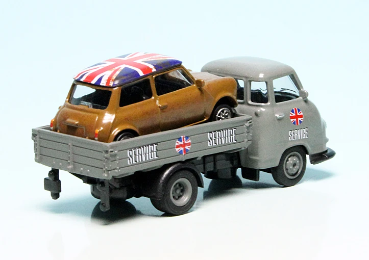 Schuco Hanomag Kurier Pritschenwagen Mit Mini Cooper "Mini-Service" 2 Schuco Hanomag Kurier Pritschenwagen Mit Mini Cooper "Mini-Service" – Bild 2