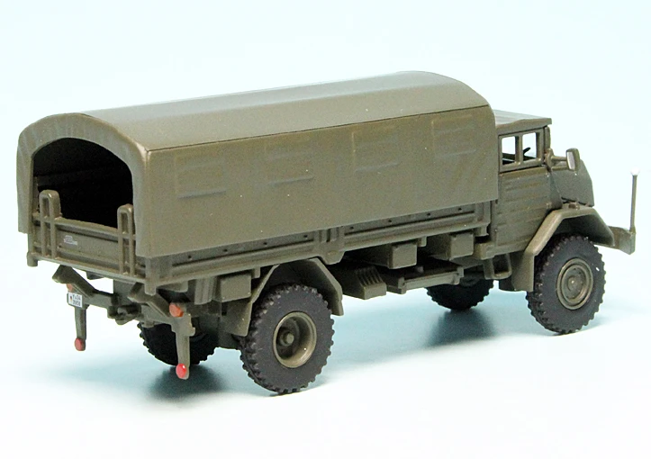 Schuco MAN LKW 5t GL 630 L2AE Pritsche/Plane "Bundeswehr" 2 Schuco MAN LKW 5t GL 630 L2AE Pritsche/Plane "Bundeswehr" – Bild 2