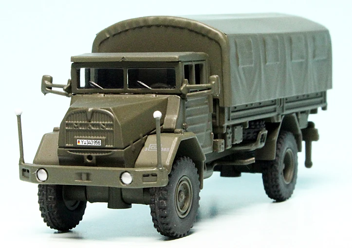 Schuco MAN LKW 5t GL 630 L2AE Pritsche/Plane "Bundeswehr" 3 Schuco MAN LKW 5t GL 630 L2AE Pritsche/Plane "Bundeswehr" – Bild 3