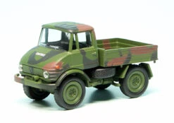 Schuco Mercedes Benz Unimog U 406 Pritschenwagen "Bundeswehr"