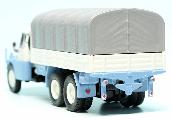 Schuco Tatra T148 6X6 Pritsche/Plane 6 Schuco Tatra T148 6X6 Pritsche/Plane – Bild 6