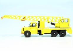 Schuco Tatra T138 6x6 Kranwagen -Schuco 452663100 schuco tatra t138 6x6 kranwagen 3