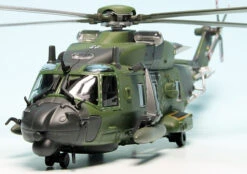 Schuco Airbus Helicopter NH 90 Hubschrauber "Bundeswehr / Heer" -Schuco 452666400 schuco airbus helicopter nh 90 hubschrauber bundeswehr heer 2