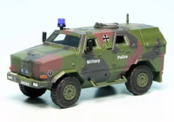 Schuco Dingo I Allschutzfahrzeug Militärpolizei "Bundeswehr - Military Police"
