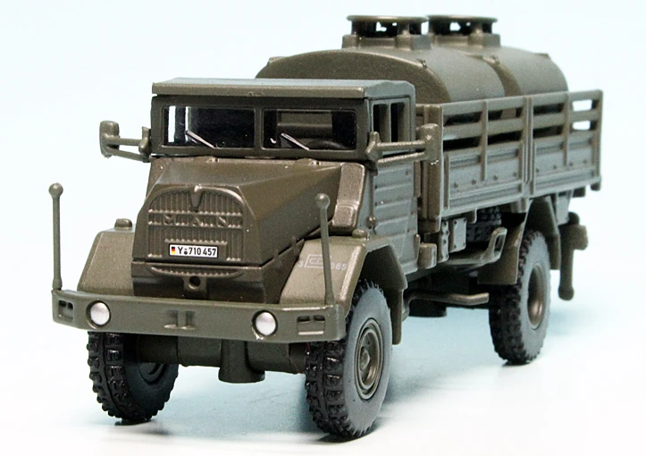 Schuco MAN LKW 5t GL 630 L2AE Pritsche "Bundeswehr" 3 Schuco MAN LKW 5t GL 630 L2AE Pritsche "Bundeswehr" – Bild 3
