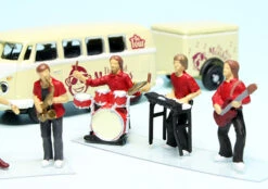 Schuco VW T1 Bulli Tour-Bus Mit Anhänger "The Red Monkeys" 9 Schuco VW T1 Bulli Tour-Bus Mit Anhänger "The Red Monkeys" -Schuco 452669100 schuco vw t1 bulli tourbus mit anhaenger the red monkeys 2