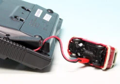 Schuco VW T1 Bulli Samba Bus - Ferngesteuert Mit 2.4 GHz Technologie -Schuco 500504119 schuco vw t1 bulli samba bus ferngesteuert mit 24 ghz technologie 5