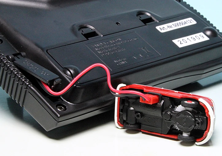 Schuco VW T1 Bulli Kastenwagen "Märklin" - Ferngesteuert Mit 2.4 GHz Technologie-Copy 6 Schuco VW T1 Bulli Kastenwagen "Märklin" - Ferngesteuert Mit 2.4 GHz Technologie-Copy – Bild 6