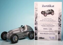 Schuco Mercedes Benz 1936 Rennwagen / Schuco Studio I 1050 Montagekasten "20 Jahre Peter Nasshan Modellauto 11 Schuco Mercedes Benz 1936 Rennwagen / Schuco Studio I 1050 Montagekasten "20 Jahre Peter Nasshan Modellauto -Schuco 701019 schuco mercedes benz 1936 rennwagen schuco studio i 1050 montagekasten 20 jahre peter nasshan modellauto 4