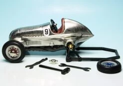 Schuco "100 Jahre Automobil" Mercedes Benz 1936 Rennwagen / Schuco Studio I 1050 Montagekasten -Schuco 701023 schuco 100 jahre automobil mercedes benz 1936 rennwagen schuco studio i 1050 montagekasten 4