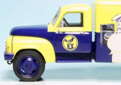 Schuco Hanomag L28 Mit Kofferaufbau "Vogeley Süßspeisen" 10 Schuco Hanomag L28 Mit Kofferaufbau "Vogeley Süßspeisen" -Schuco 900008 schuco hanomag l28 mit kofferaufbau vogeley suessspeisen 3