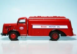 Schuco Mercedes Benz L6600 Tankwagen "Esso" 11 Schuco Mercedes Benz L6600 Tankwagen "Esso" -Schuco 901004 Schuco Mercedes Benz L6600 Tankwagen Esso z5