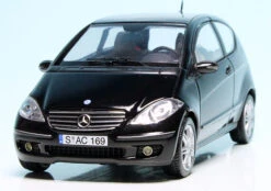 Schuco Mercedes Benz A-Klasse (W169) (2004) "Mercedes Benz Werbemodell" 9 Schuco Mercedes Benz A-Klasse (W169) (2004) "Mercedes Benz Werbemodell" -Schuco 901036 schuco mercedes benz aklasse w169 2004 mercedes benz werbemodell 2