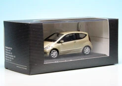 Schuco Mercedes Benz A-Klasse (W169) (2004) "Mercedes Benz Werbemodell" -Schuco 901037 schuco mercedes benz aklasse w169 2004 mercedes benz werbemodell 6