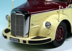 Schuco Mercedes Benz O 6600 Reisebus "Mercedes Benz Classic" -Schuco 901056 Schuco Mercedes Benz O 6600 Reisebus Mercedes Classic z4