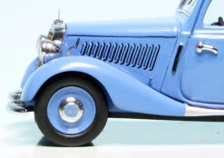 Schuco Mercedes Benz 170V Kastenwagen "Spielzeugmuseum Nürnberg" -Schuco 901081 schuco mercedes benz 170v kastenwagen spielzeugmuseum nuernberg 3