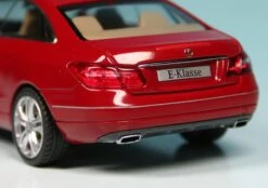 Schuco Mercedes Benz E-Klasse Coupé (C207) (2009) "Mercedes Benz Werbemodell" 12 Schuco Mercedes Benz E-Klasse Coupé (C207) (2009) "Mercedes Benz Werbemodell" -Schuco 901086 Schuco Mercedes Benz E Klasse Coup C207 2009 Mercedes Werbemodell z6