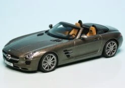 Schuco Mercedes Benz SLS AMG Roadster (A197) (2011) "Mercedes Benz Werbemodell"