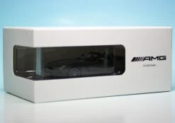 Schuco Mercedes Benz SLS AMG Roadster (A197) (2011) "Mercedes Benz Werbemodell" -Schuco 901128 Schuco Mercedes Benz SLS AMG Roadster A197 2011 Mercedes Werbemodell z7