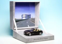 Schuco Mercedes Benz SLS AMG Roadster (A197) (2011) "Mercedes Benz Museum" -Schuco 901133 Schuco Mercedes Benz SLS AMG Roadster A197 2011 Mercedes Museum z7