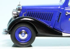 Schuco Mercedes Benz 170V Pritsche/Plane "Nürnberger Nachrichten" -Schuco 901159 schuco mercedes benz 170v pritscheplane nuernberger nachrichten 3