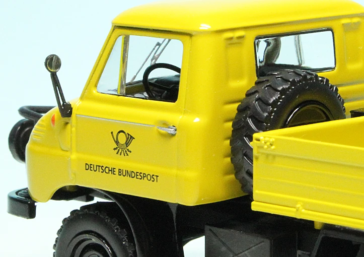 Schuco Mercedes Benz Unimog U 411 Pritsche "Deutsche Bundespost" 5 Schuco Mercedes Benz Unimog U 411 Pritsche "Deutsche Bundespost" – Bild 5