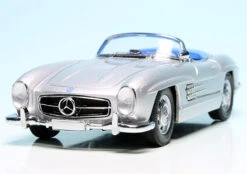 Schuco Mercedes Benz 300SL Roadster "Mercedes Benz Classic" 9 Schuco Mercedes Benz 300SL Roadster "Mercedes Benz Classic" -Schuco 901163 schuco mercedes benz 300sl roadster mercedes benz classic 2