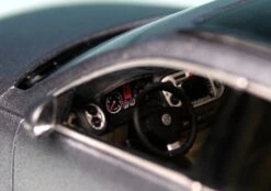 Schuco VW Tiguan Sport & Style (2007) "Volkswagen Werbemodell" 10 Schuco VW Tiguan Sport & Style (2007) "Volkswagen Werbemodell" -Schuco 902022 schuco vw tiguan sport style 2007 volkswagen werbemodell 3