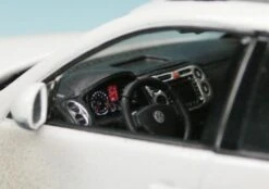 Schuco VW Tiguan Track & Field (2006) "Volkswagen Werbemodell" -Schuco 902029 Schuco VW Tiguan Track amp Field Volkswagen Werbemodell z5