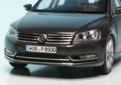 Schuco VW Passat Variant (2010) "Volkswagen Werbemodell" 9 Schuco VW Passat Variant (2010) "Volkswagen Werbemodell" -Schuco 902038 Schuco VW Passat Variant 2010 Volkswagen Werbemodell z3