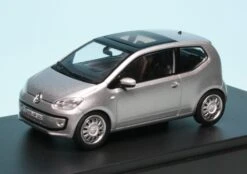Schuco VW Up! 2-türig (2011) "Volkswagen Werbemodell"