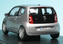 Schuco VW Up! 2-türig (2011) "Volkswagen Werbemodell" -Schuco 902051 Schuco VW up 2 trig 2011 Volkswagen Werbemodell z6