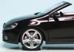 Schuco VW Golf VI Cabriolet (2011) "Volkswagen Werbemodell" -Schuco 902059 Schuco VW Golf VI Cabriolet 2011 Volkswagen Werbemodell z4