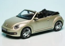 Schuco VW Beetle Cabriolet (2012) "Volkswagen Werbemodell"