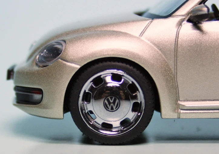 Schuco VW Beetle Cabriolet (2012) "Volkswagen Werbemodell" 4 Schuco VW Beetle Cabriolet (2012) "Volkswagen Werbemodell" – Bild 4