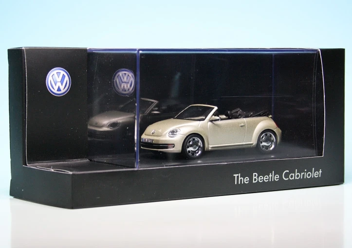 Schuco VW Beetle Cabriolet (2012) "Volkswagen Werbemodell" 7 Schuco VW Beetle Cabriolet (2012) "Volkswagen Werbemodell" – Bild 7