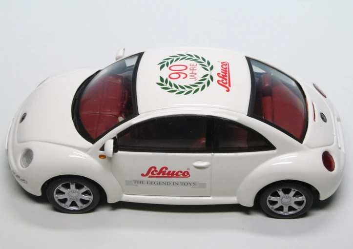 Schuco VW New Beetle (1997) "90 Jahre Schuco 1912-2002" 5 Schuco VW New Beetle (1997) "90 Jahre Schuco 1912-2002" – Bild 5